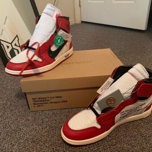 Jordan Retro 1 Chicago off white